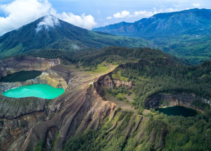 lagos kelimutu