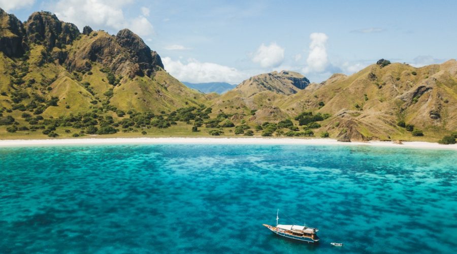 tour de aventura de komodo