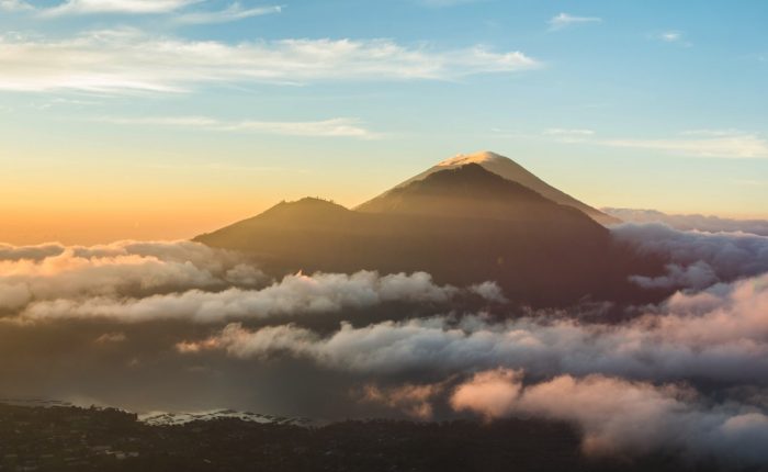 mount batur trekking sunrise Bali volcano
