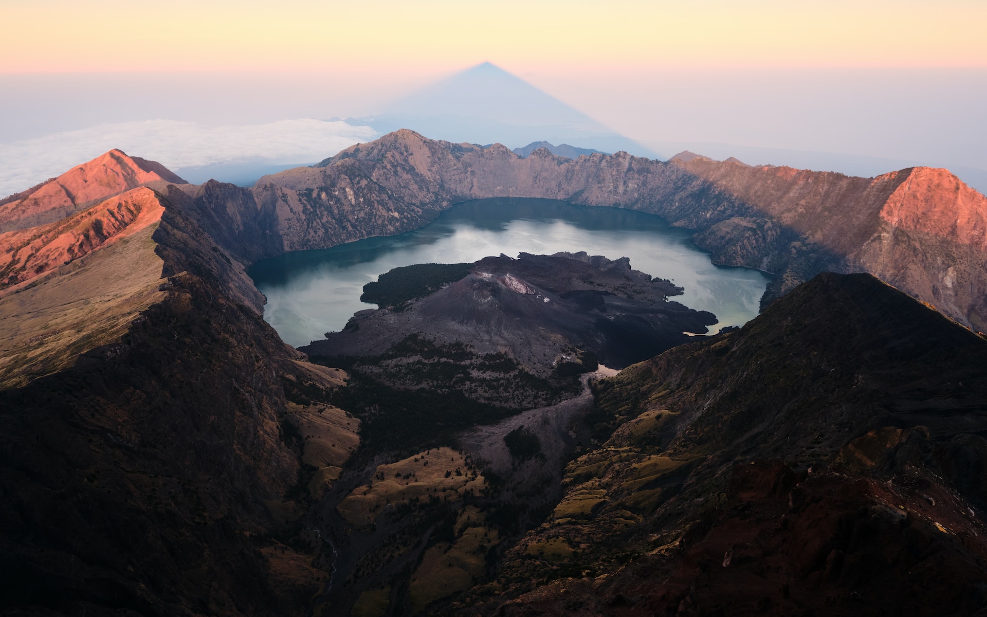 Mount Rinjani summit view 