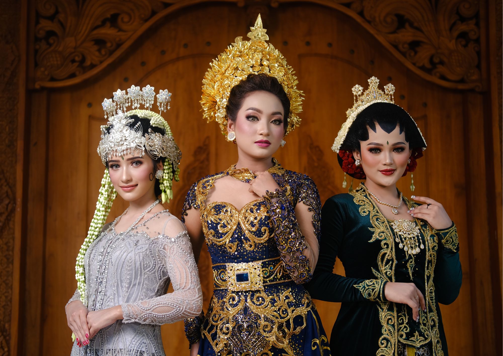 Traditional Indonesian Clothing Guide