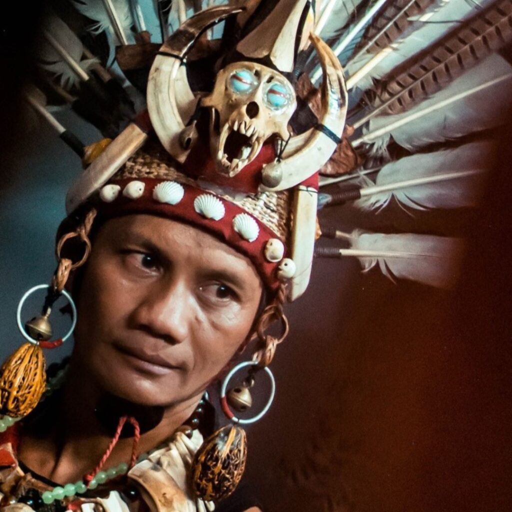dayak tribes in borneo