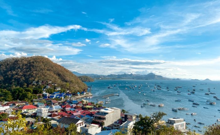 Tour panorámico por Labuan Bajo Cuevas, miradores y vistas inolvidables